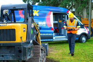 Experience the Convenience and Expertise of PIRTEK Mobile Hydraulic Repair Service Franchise.